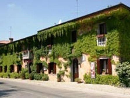 Principato Di Ariis Hotel Rivignano Eksteriør billede