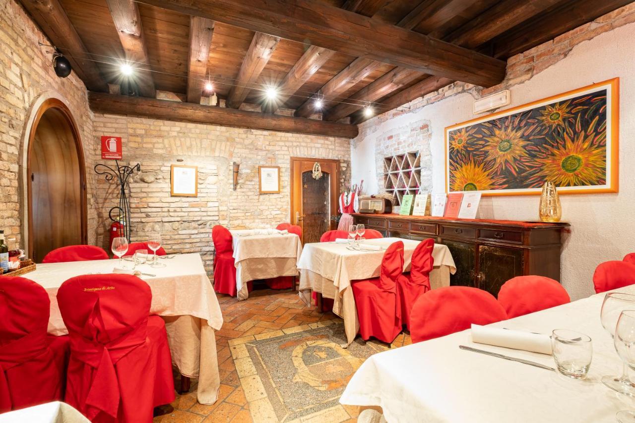 Principato Di Ariis Hotel Rivignano Eksteriør billede
