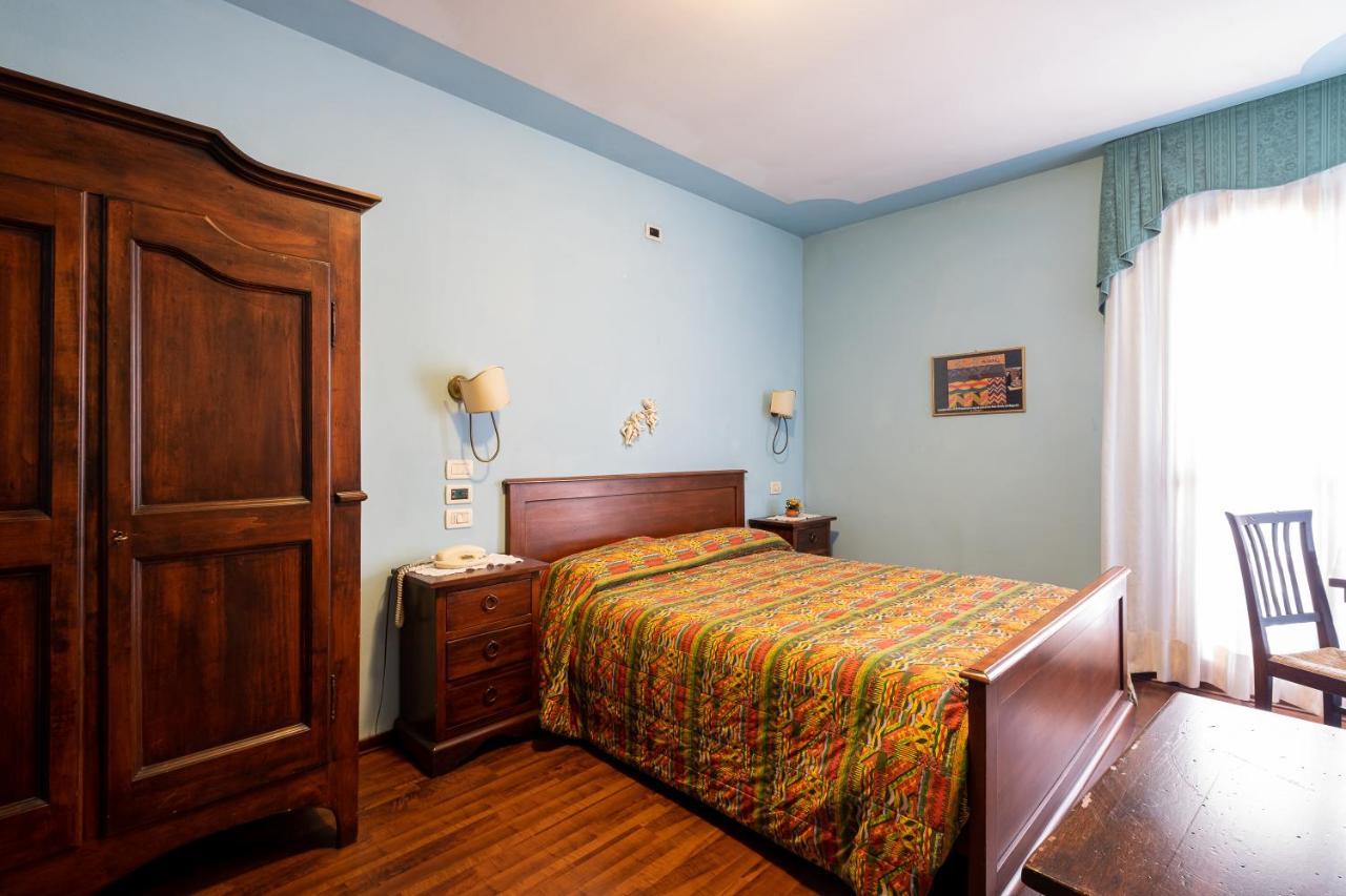Principato Di Ariis Hotel Rivignano Eksteriør billede