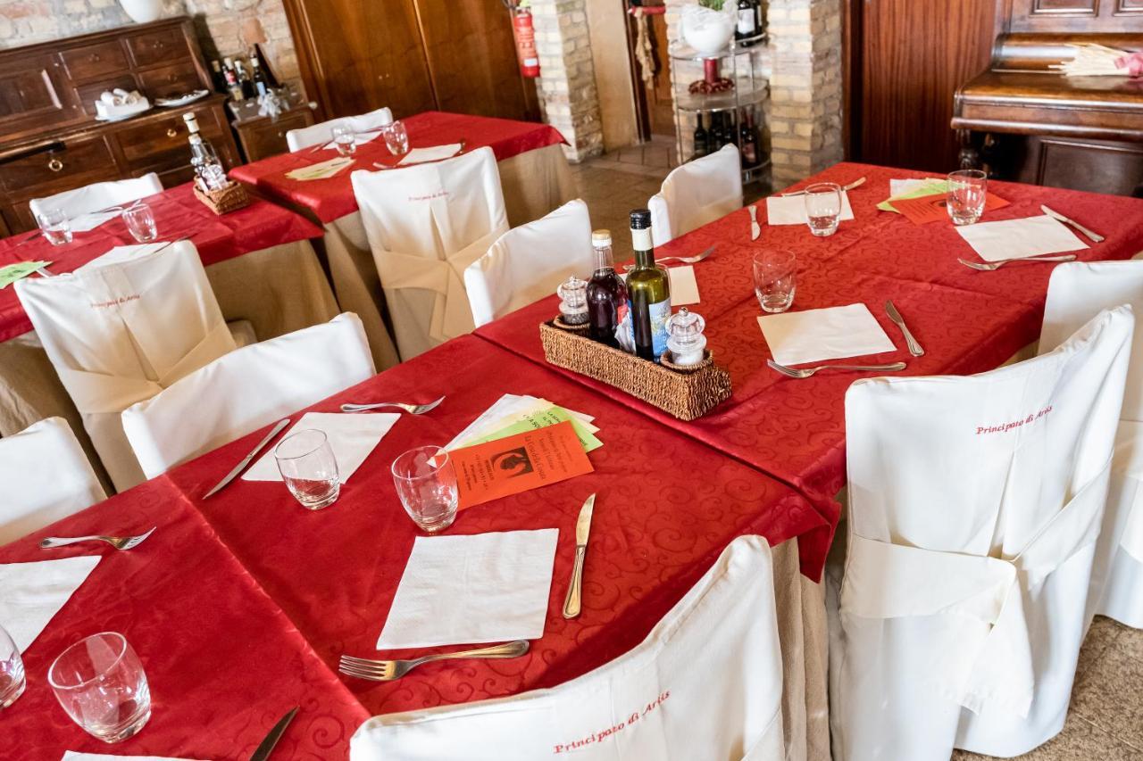 Principato Di Ariis Hotel Rivignano Eksteriør billede