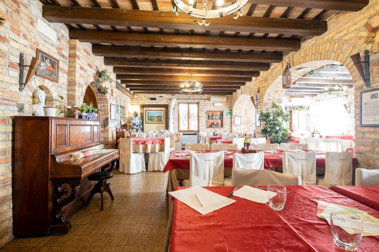 Principato Di Ariis Hotel Rivignano Eksteriør billede