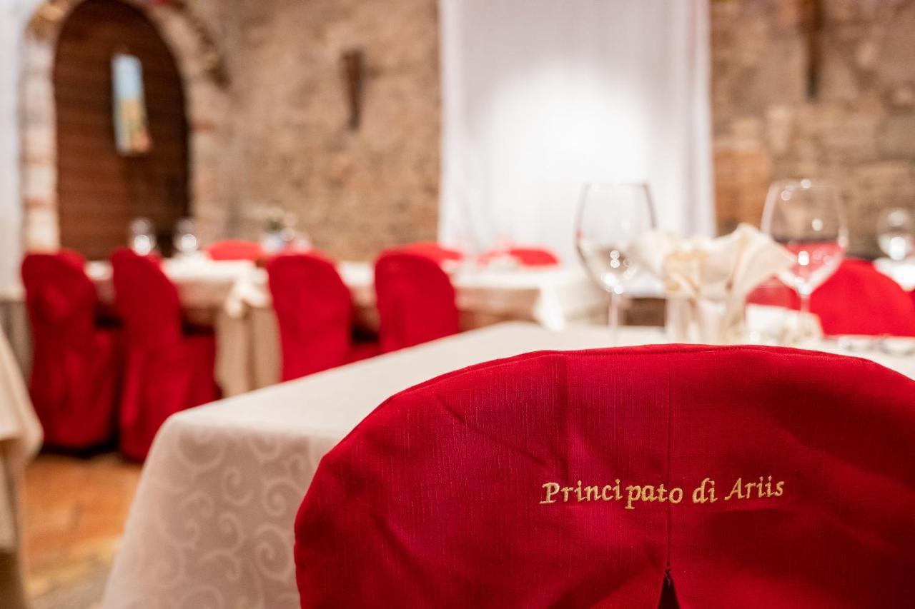 Principato Di Ariis Hotel Rivignano Eksteriør billede